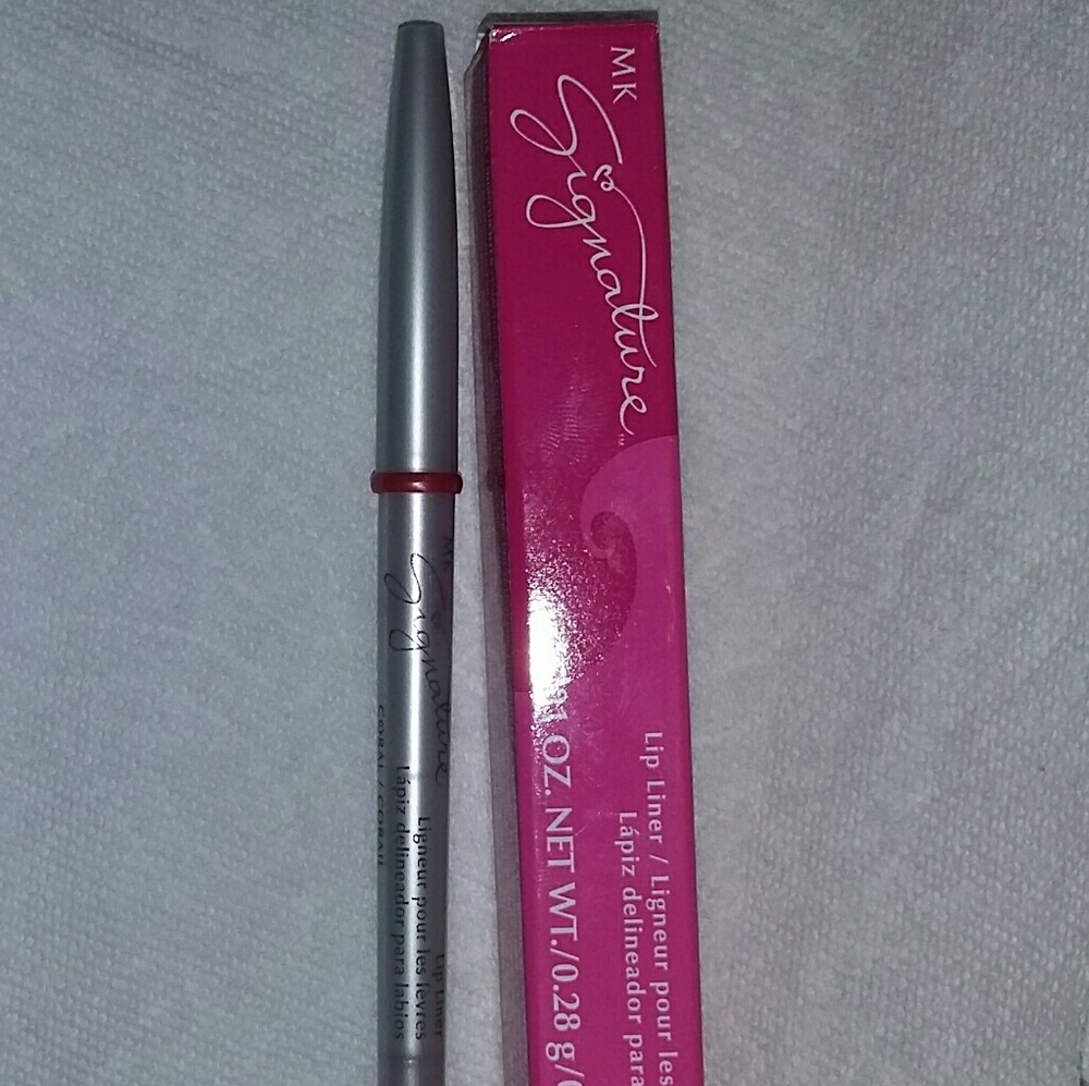 Mary Kay Coral Lip Liner